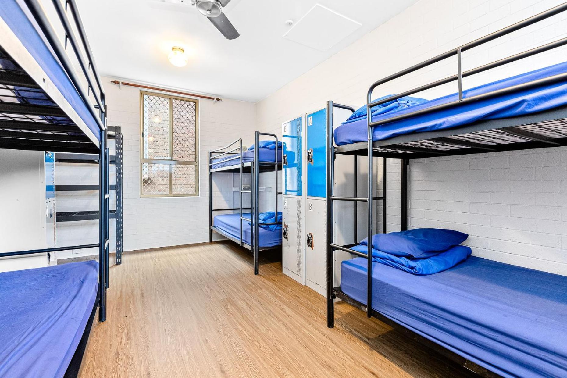 Хостел Newtown Backpackers Сидней Экстерьер фото