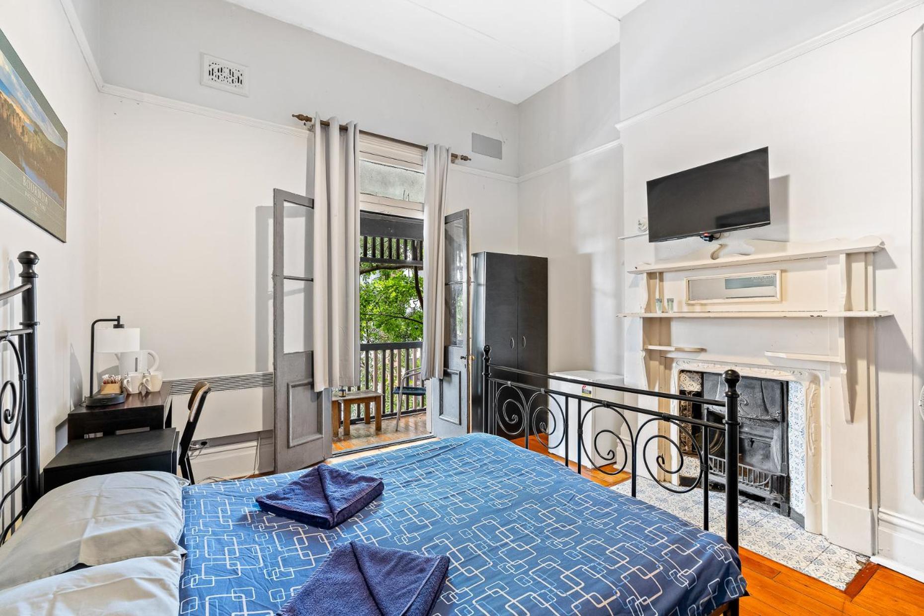 Хостел Newtown Backpackers Сидней Экстерьер фото