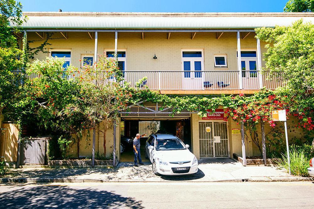 Хостел Newtown Backpackers Сидней Экстерьер фото
